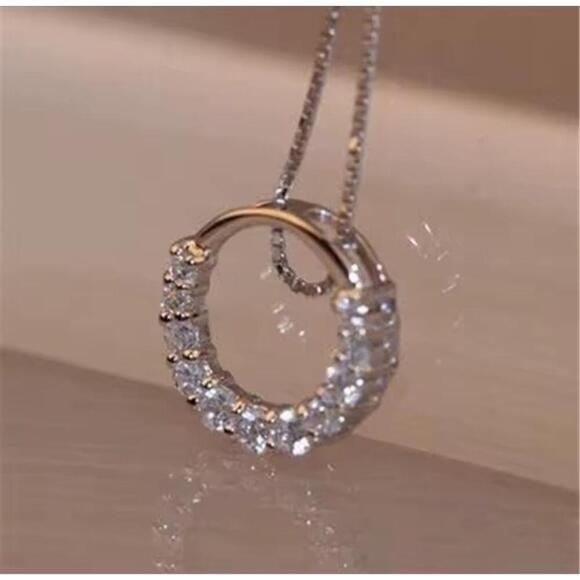 Sterling Silver Circle Rhinestone Pendant Necklace - Sterling Silver 925 - NEW - Picture 3 of 3